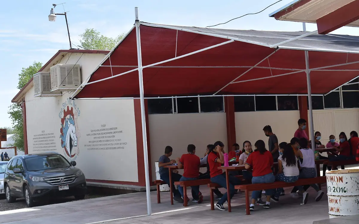 secundaria 3 victor arras nota de javier