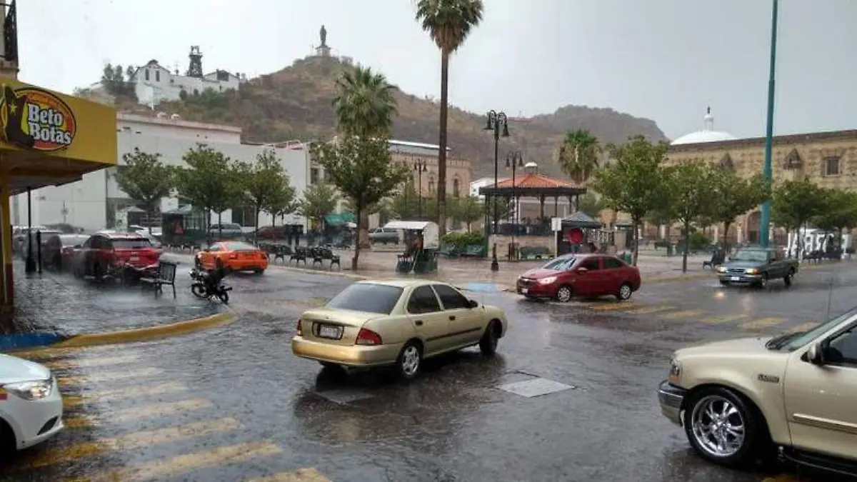 Lluvias vuelven a Parral 3