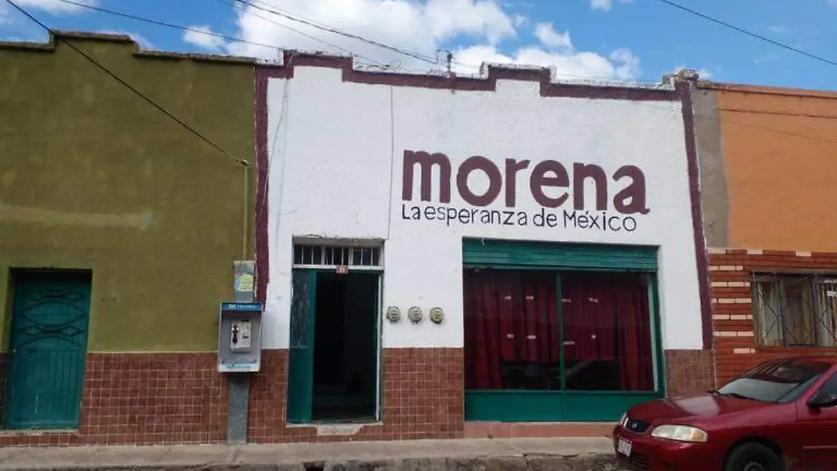 MORENA FOTO MARIANO RUBIO  (1)