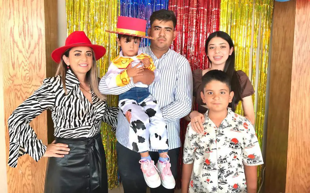 familia TORRES RICO