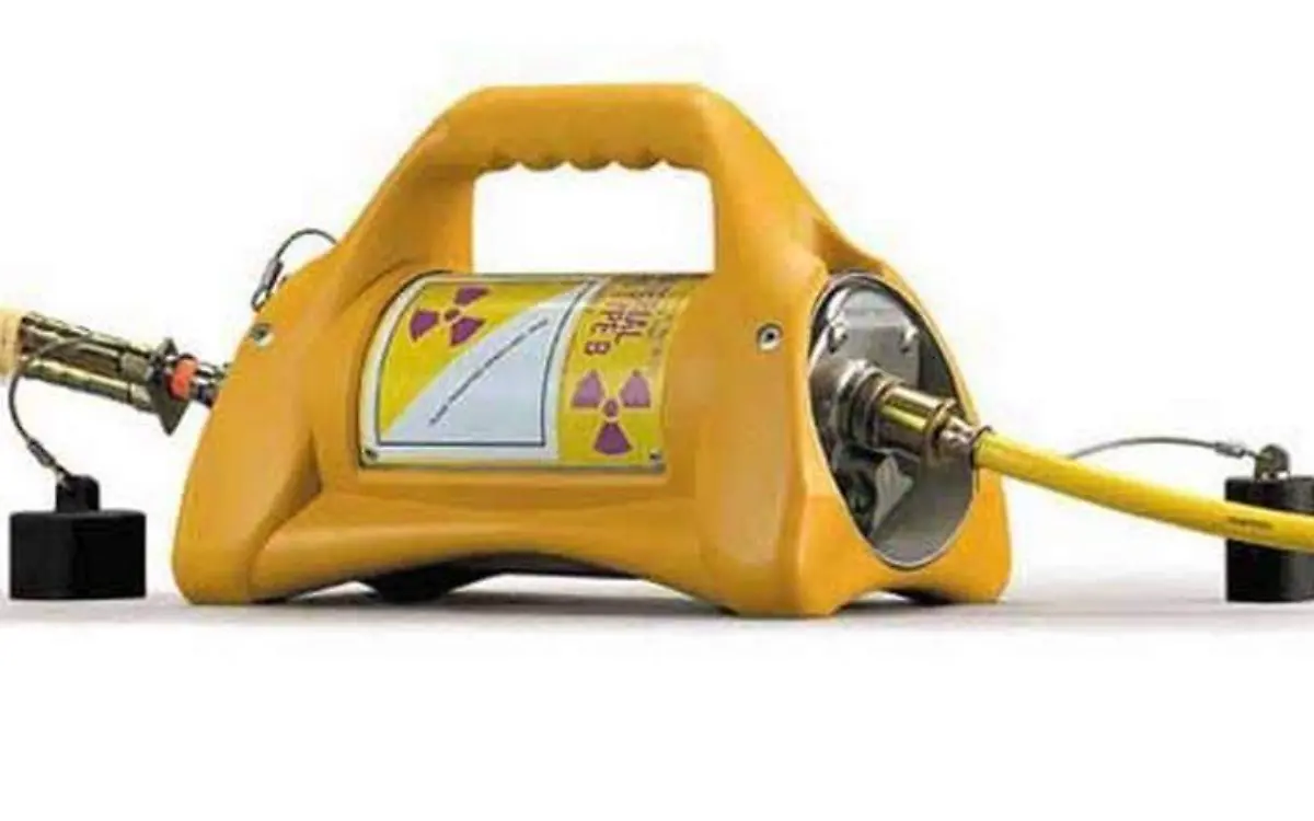 RADIOACTIVO