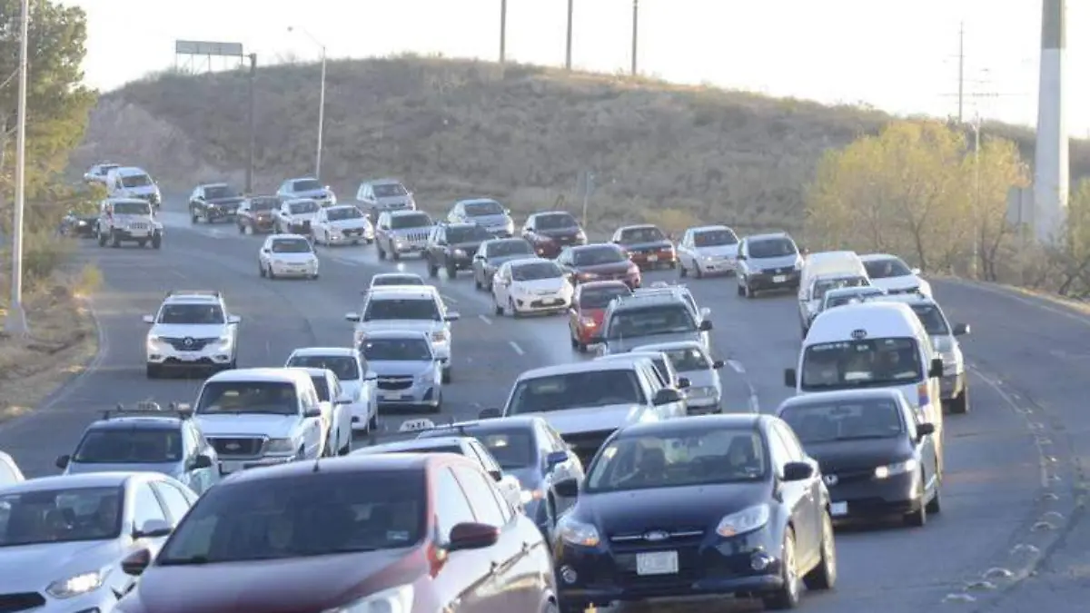 tráfico caos vial carretera a aldama