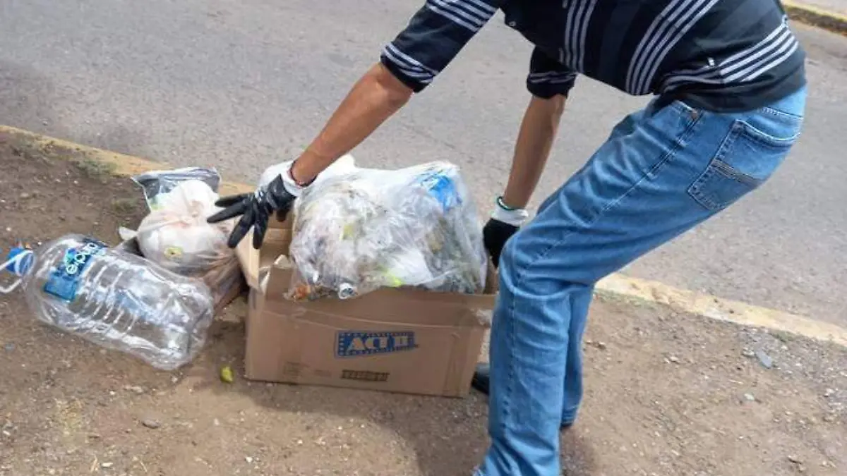 basura 6 nota de javier