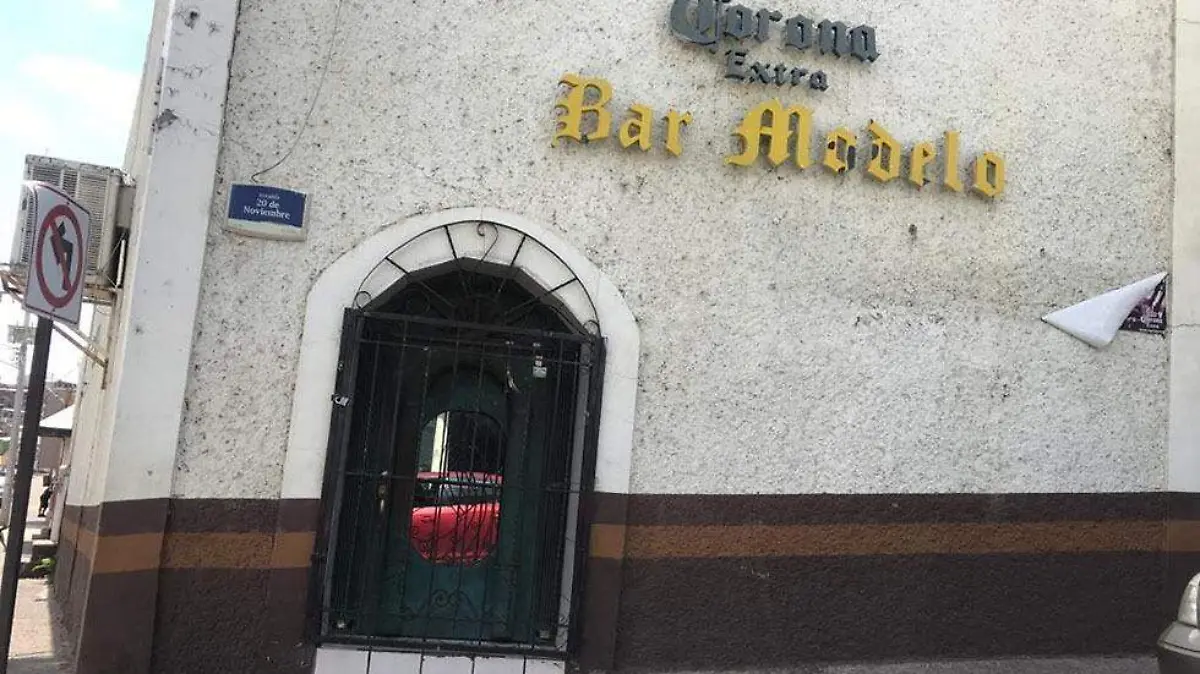 bar