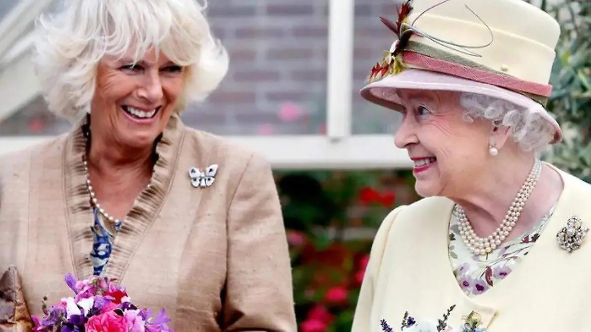 Reina Isabel y camila