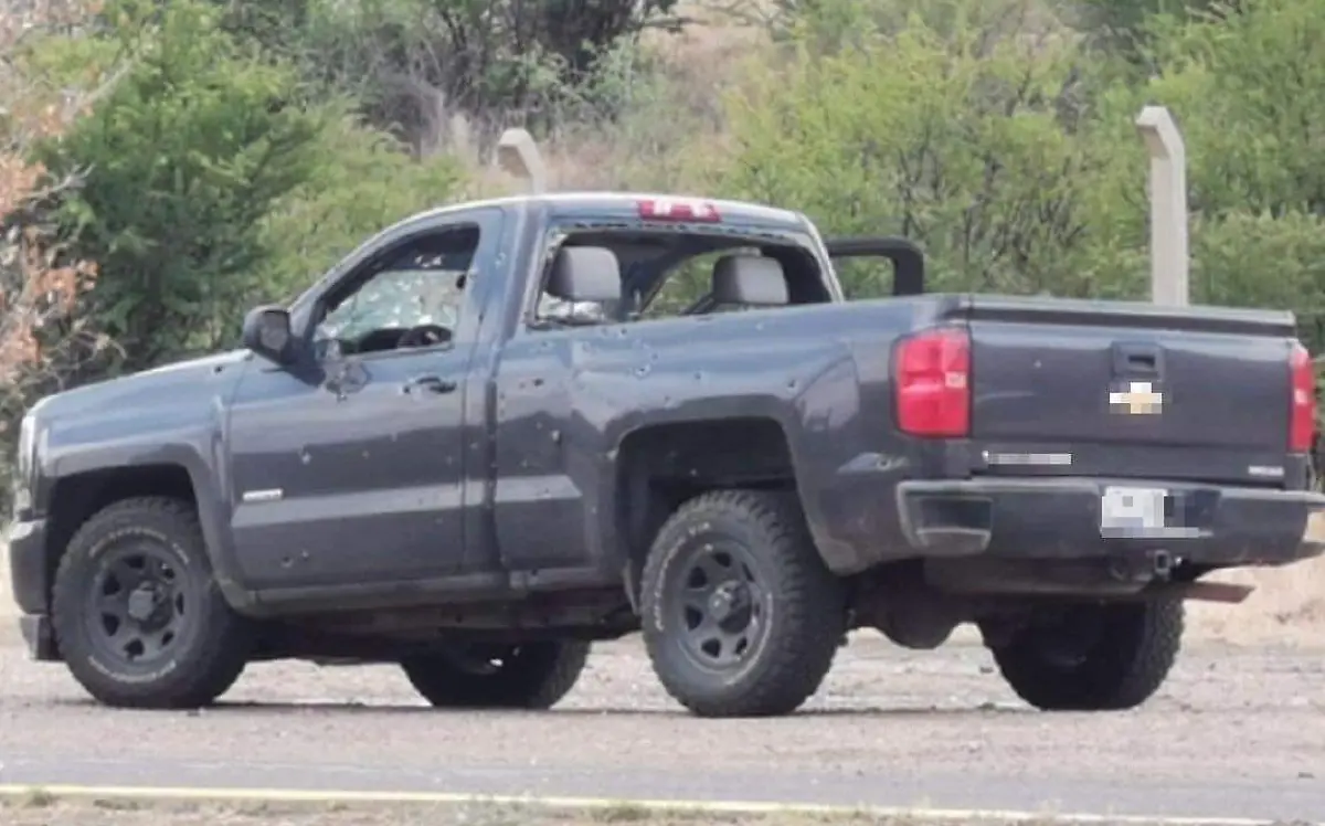 AGENTES ABANDONARON.. ARCHIVO