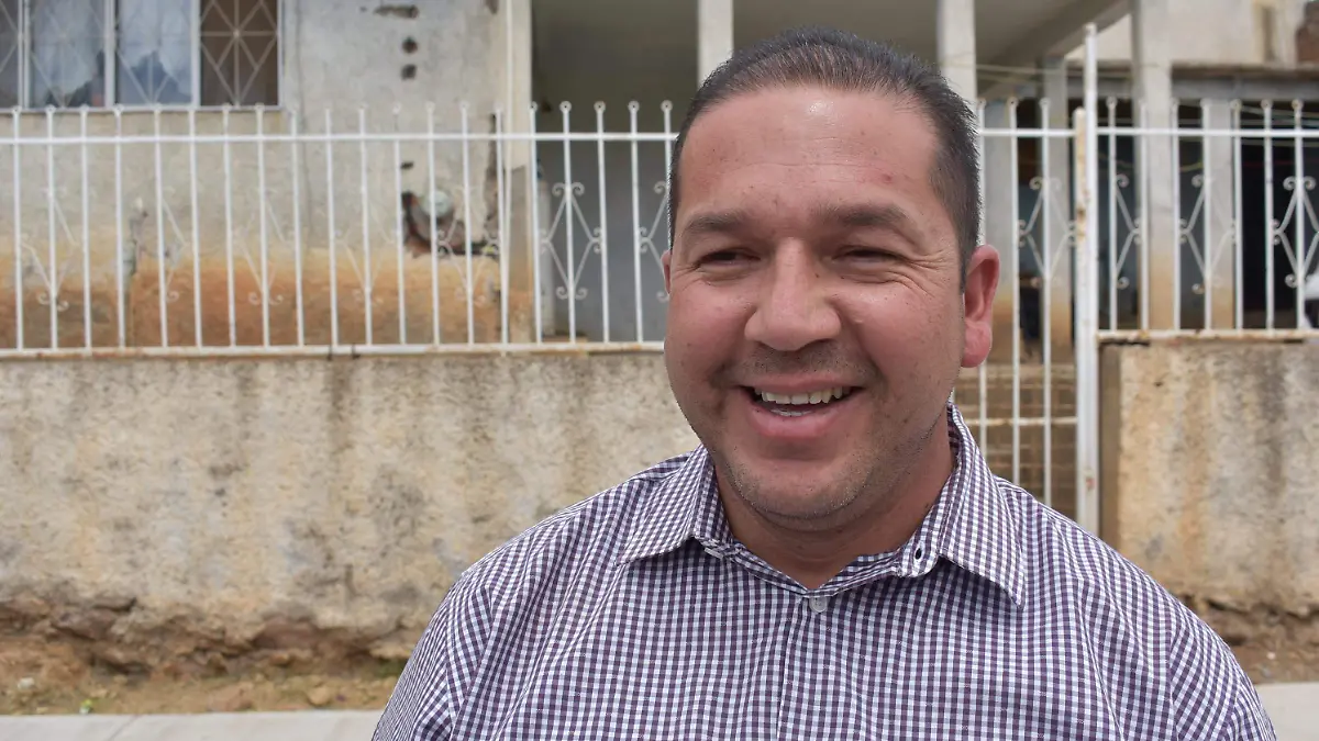 centro 1 mario barreras nota de javier