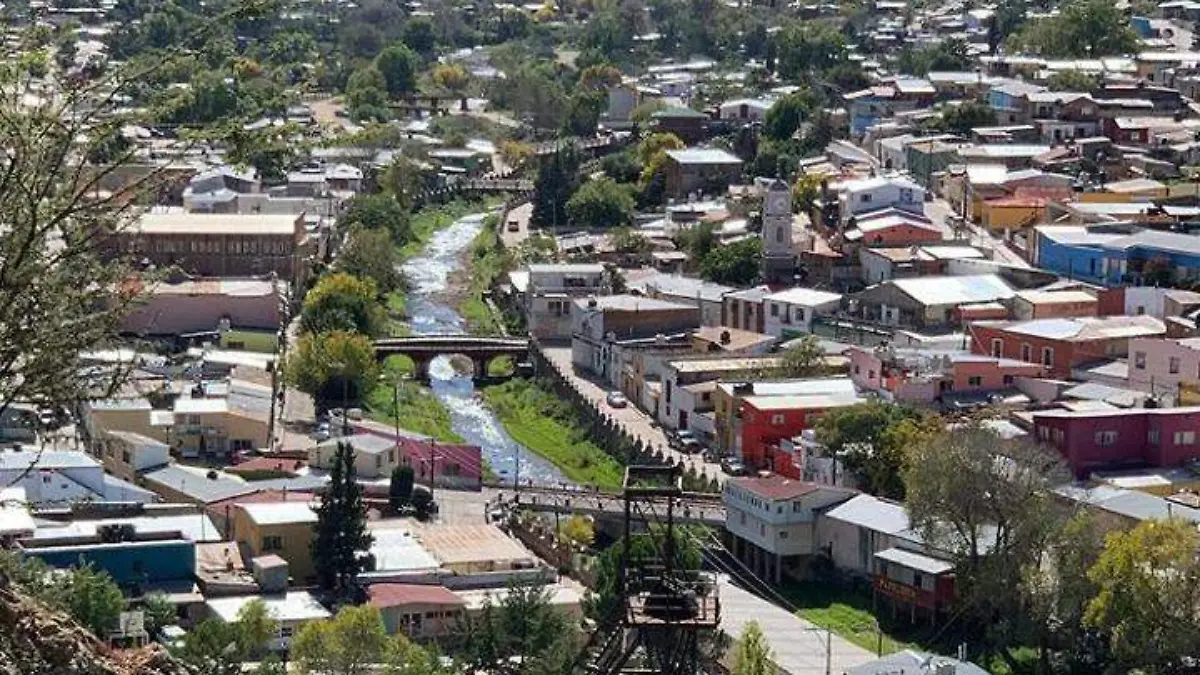 a1367e56-4b4b-404d-8a2b-8094e183cdea