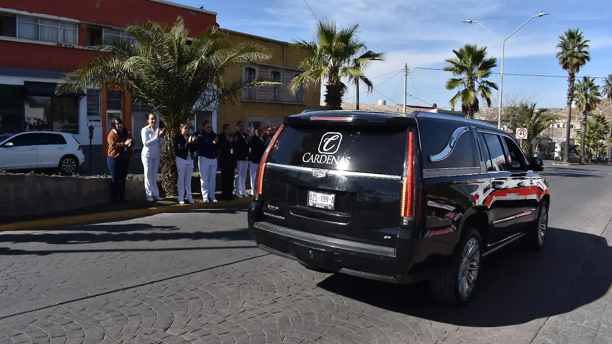 despedida 1 personal del hospital materno infantil despiden a su compañero