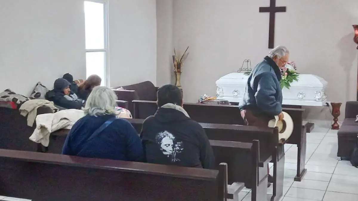 Llevan a cabo el funeral de Tere