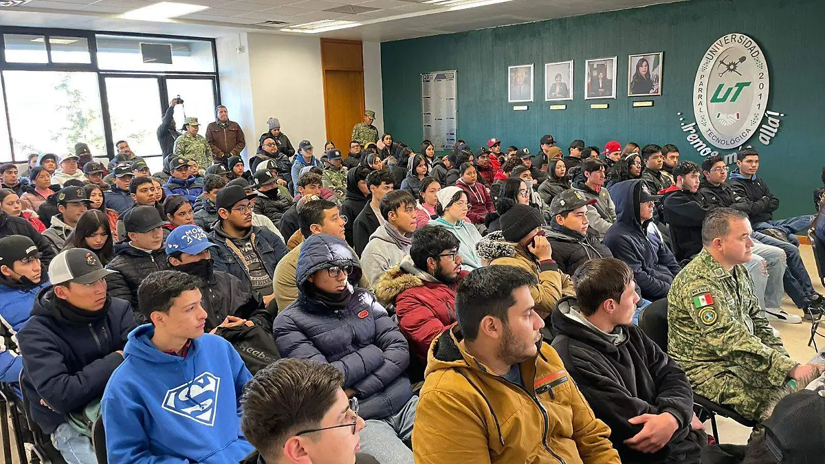 conferencia 4 SEDENA lleva a cabo conferencia sobre seguridad nacional a la Universidad Tecnológica de Parral (UTP).