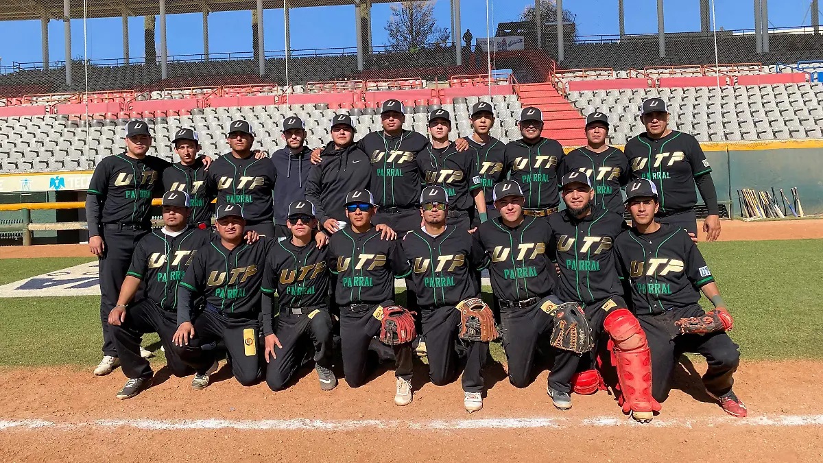 Equipo de la Universidad Tecnológica de Parral