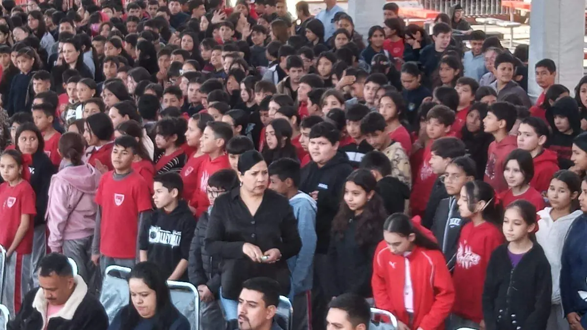 Alumnos de la escuela Sec Federal