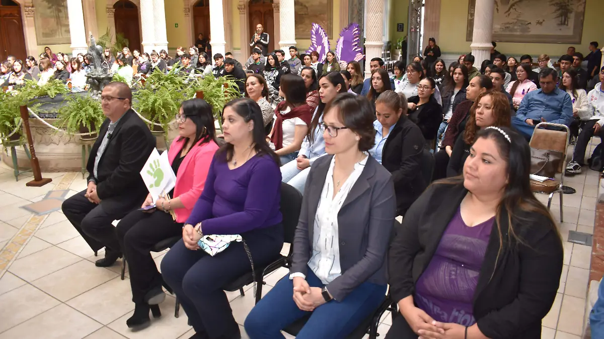mujeres 4 En el marco internacional de la mujer se llevo a cabo panel de mujeres empoderadas en el palacio Alvarado.