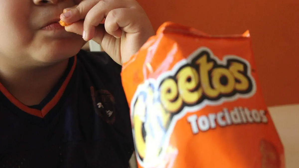 menor cheetos