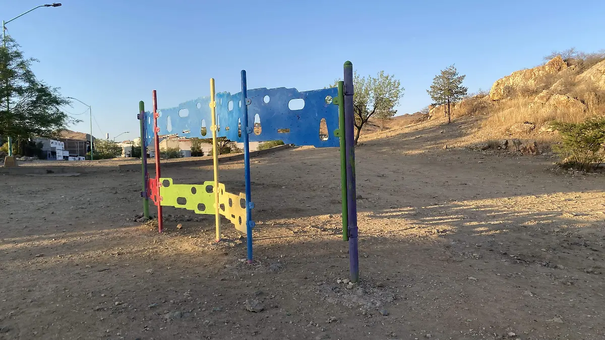 Juegos con faltantes de piezas en la PRI