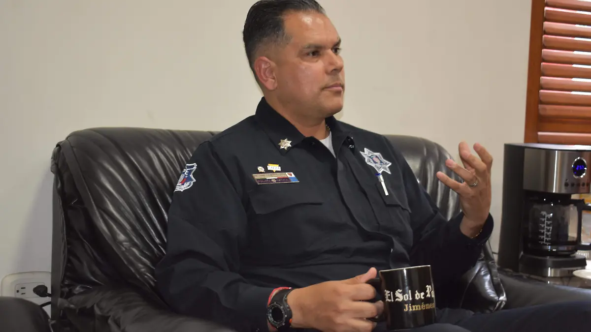 secretario gilberto loya 