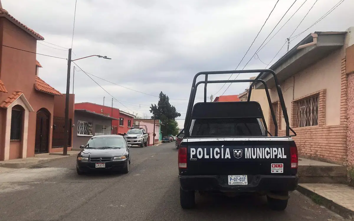 policía