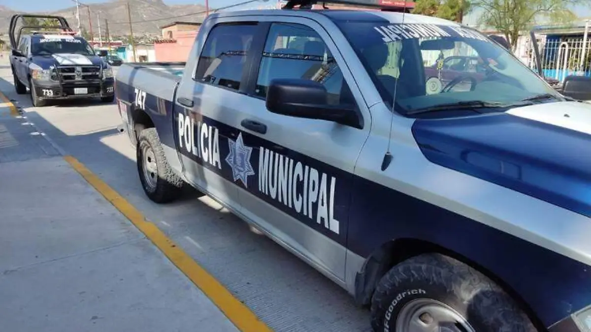policía