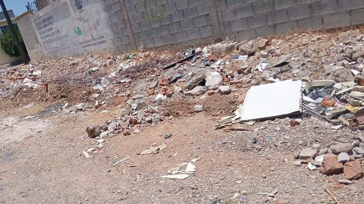 escombro, basurero clandestino