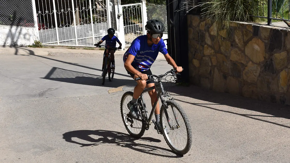 Escuela de ciclismo Grupo México