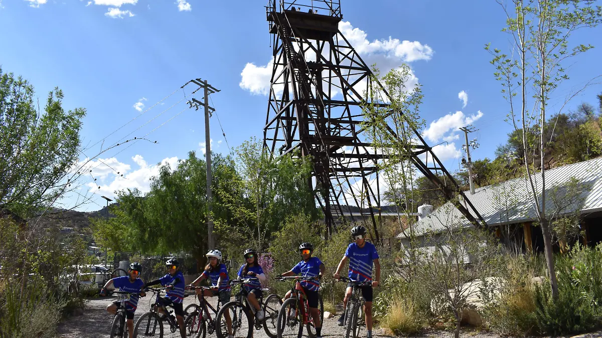 Escuela de ciclismo Grupo México