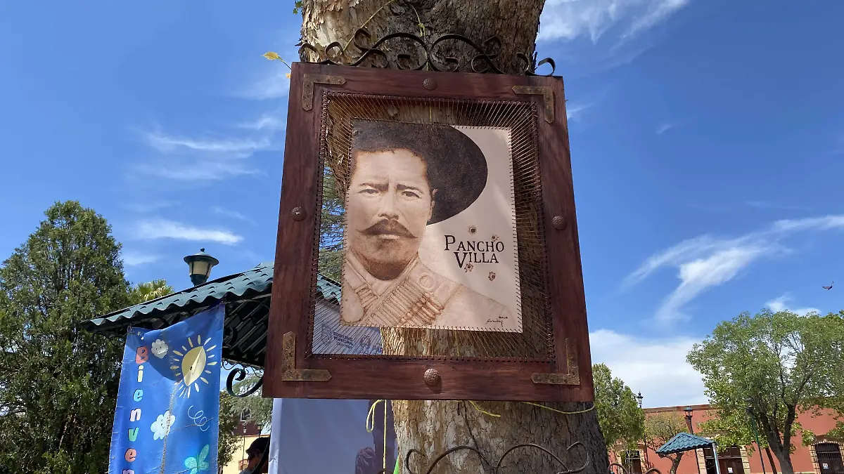 Cuadro hecho con base a pirografia 