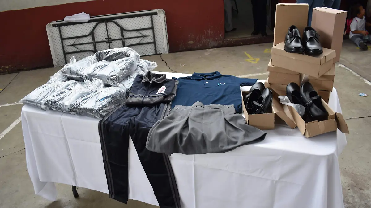 uniformes 1