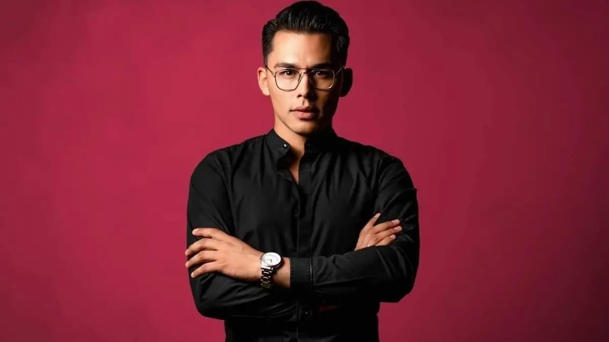 diseñador Bernardo Romero