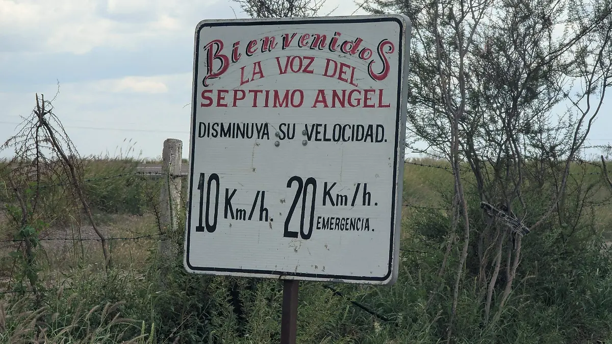 PXL_20250901_184636858