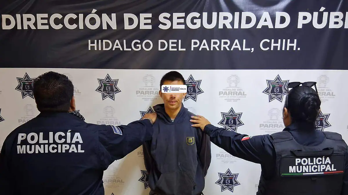 JOVEN DETENIDO POR VIOLENCIA FAMILIAR