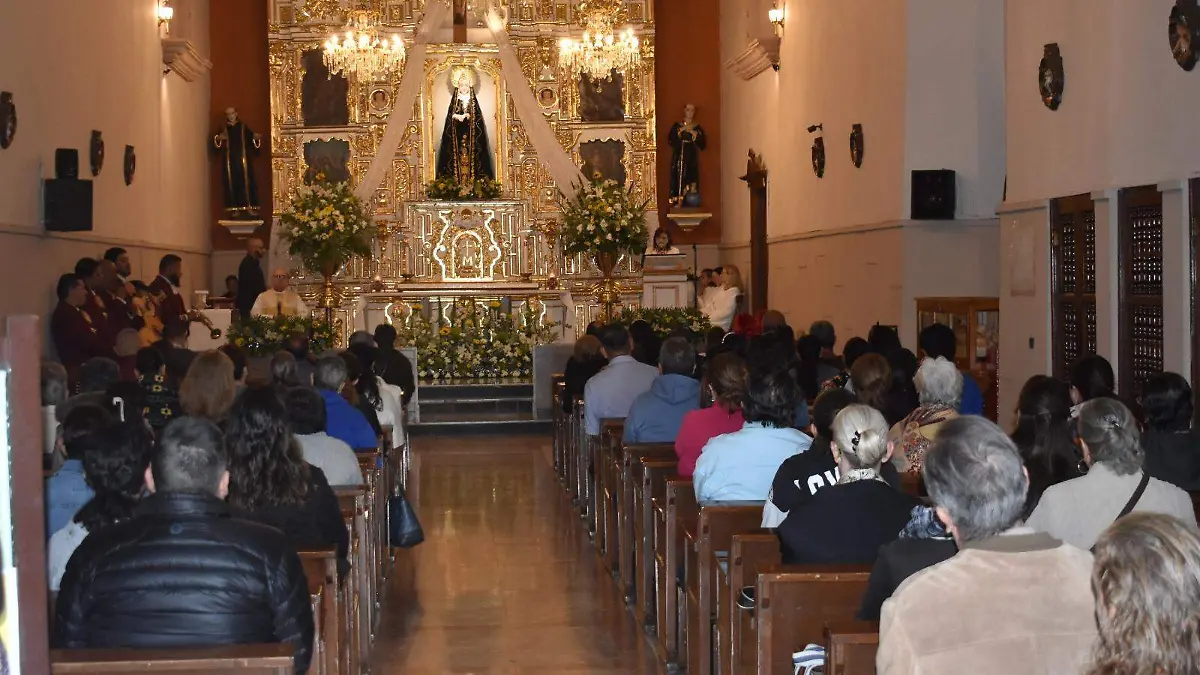 Virgen de la soledad 2