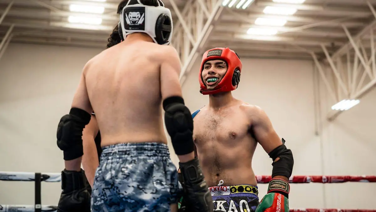 Emmanuel de la O, Muay Thai