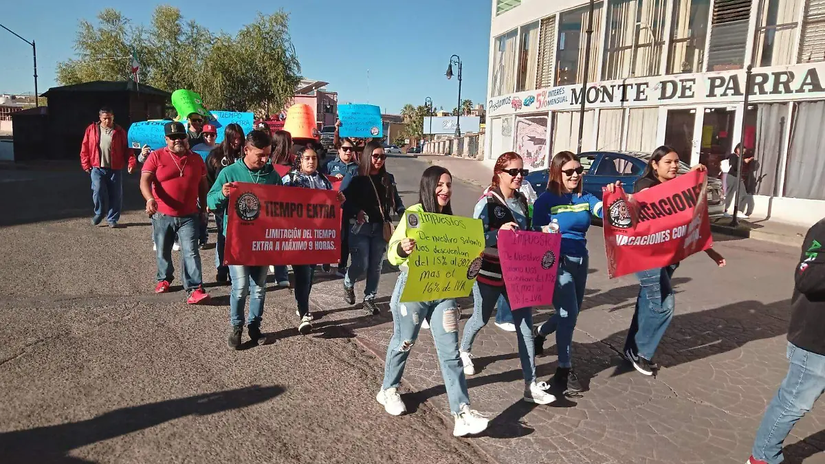 Manifestación de mineros de San Julián contra la pobreza laboral por reformas