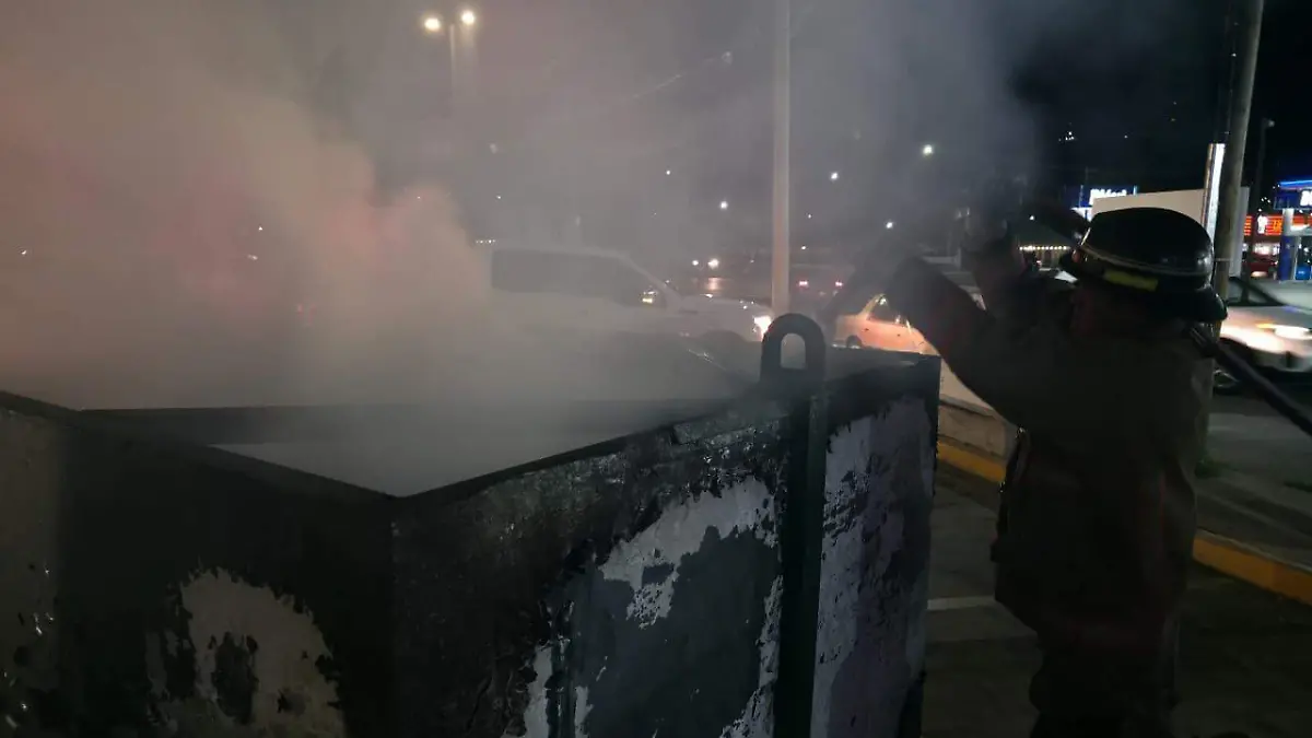 INCENDIO AUTOZONE