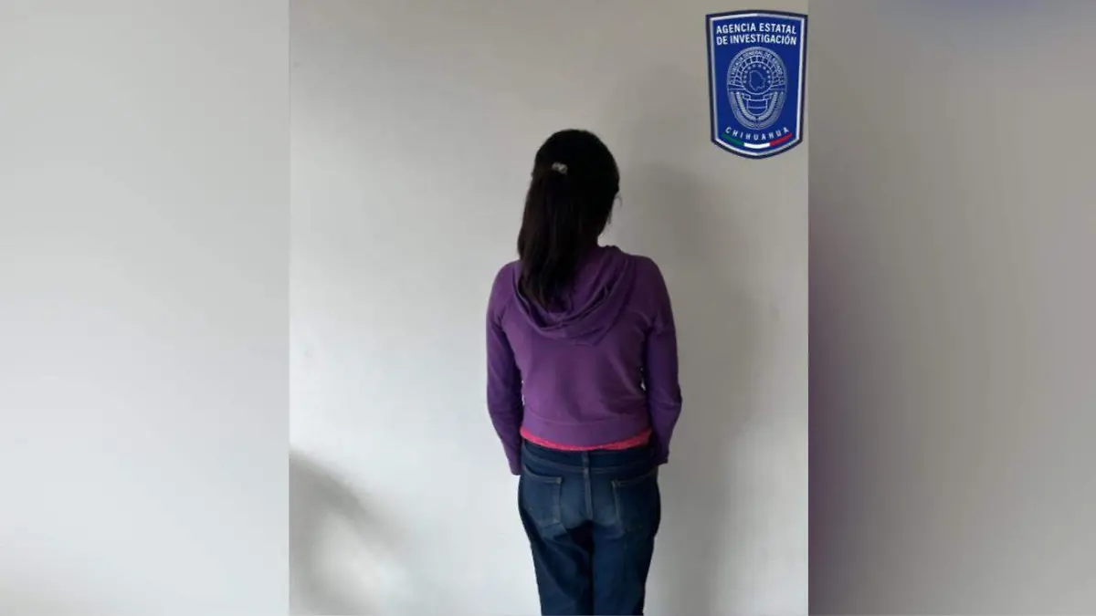 CF182AD7-528E-4EB0-A61B-85E8F22A8AD9