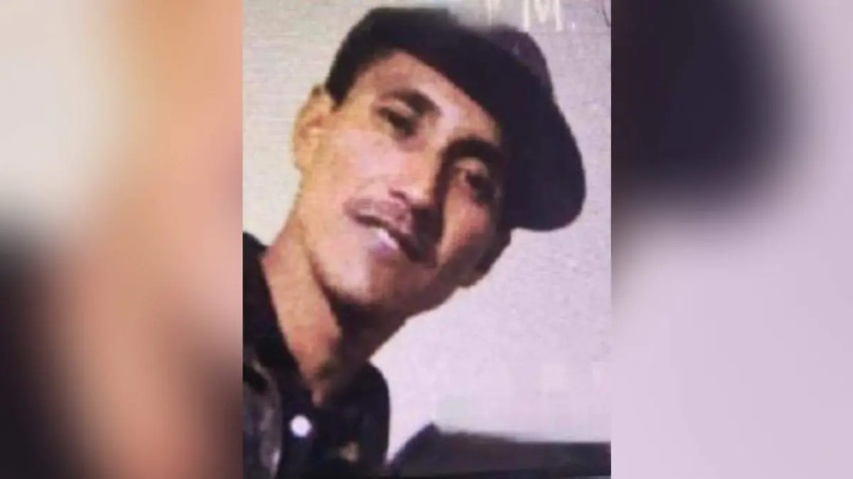 E9231402-2D2B-4B97-BAA3-AE4837E79FD7