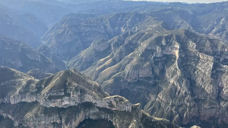 Así es volar la Sierra Tarahumara desde Guachochi