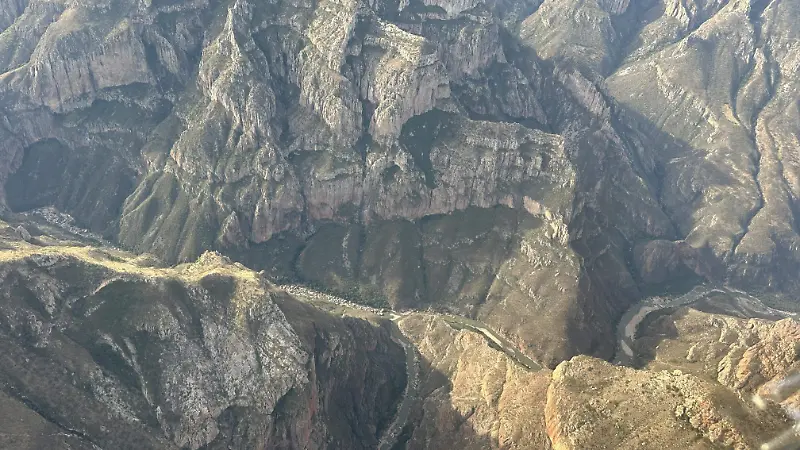 Así es volar la Sierra Tarahumara desde Guachochi