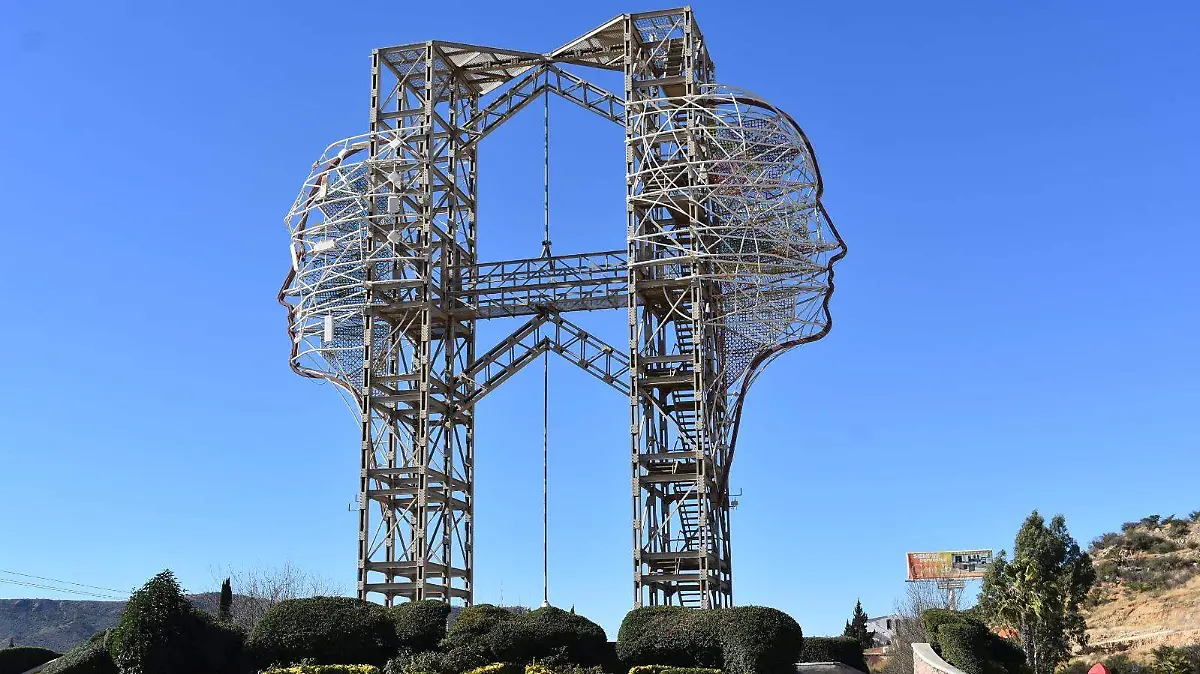 PUERTA DEL TIEMPO... JAVIER CRUZ