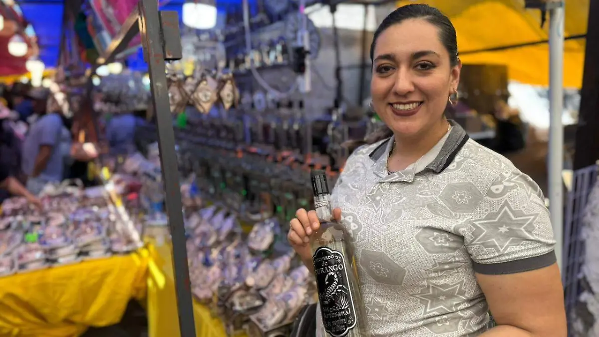 Mezcal con alacrán