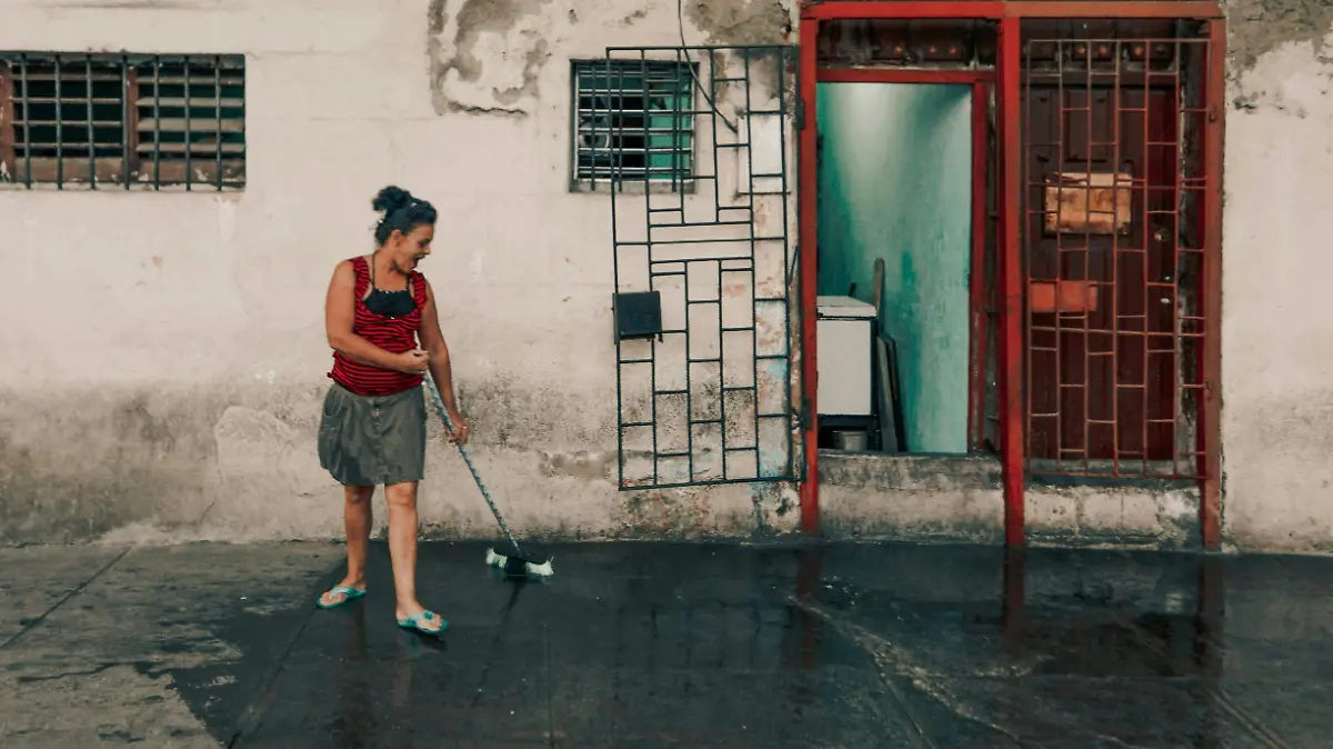 pexels-tkirkgoz-11757645