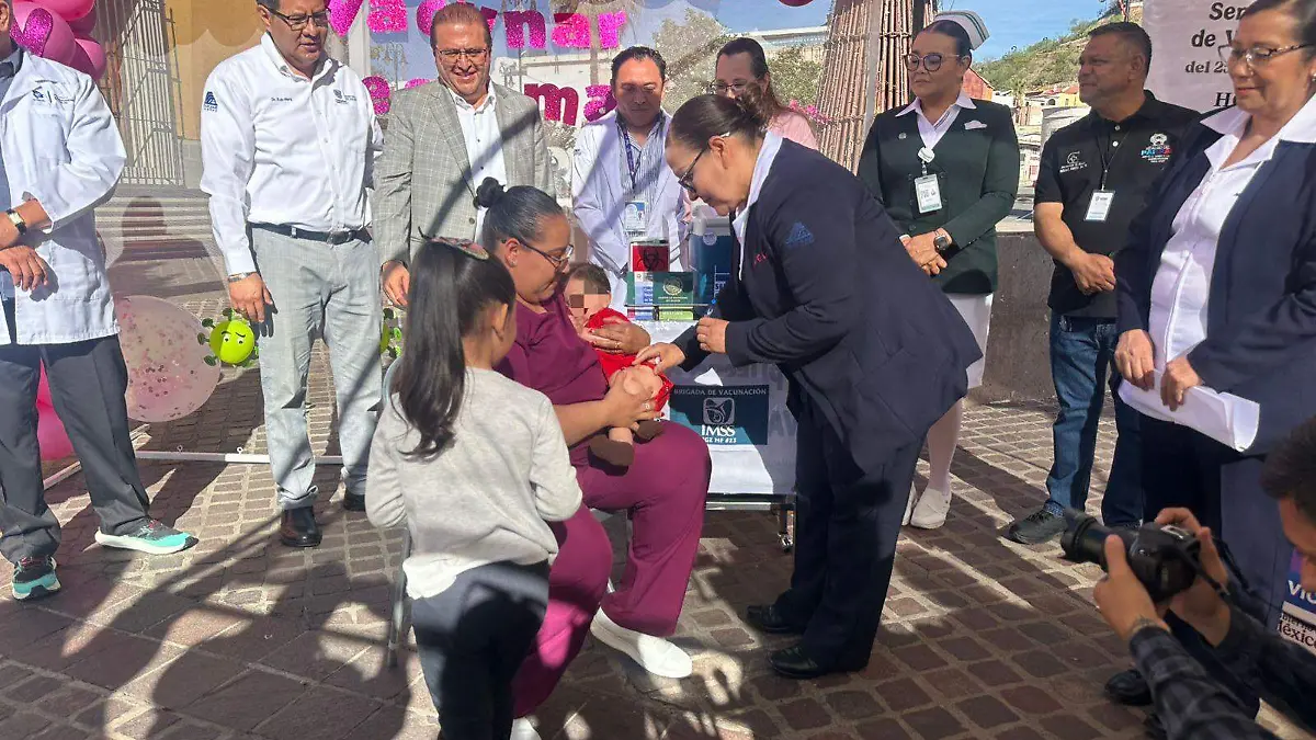 efa8f521-8b77-473c-936b-1316c13b16c2