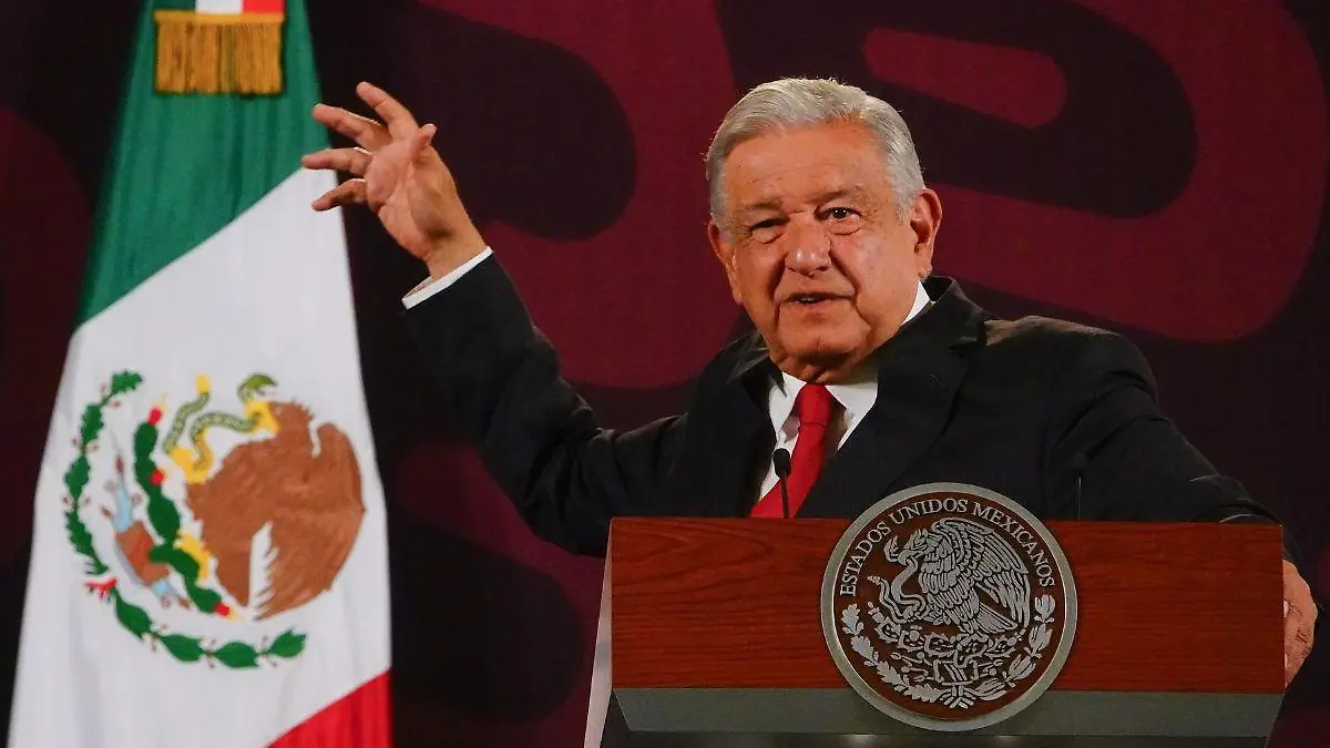 AMLO (7)