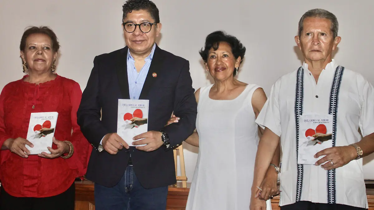 Leticia Díaz Gama, Abel Pérez Rojas, Consuelo Orihuela, Elías Villalobos