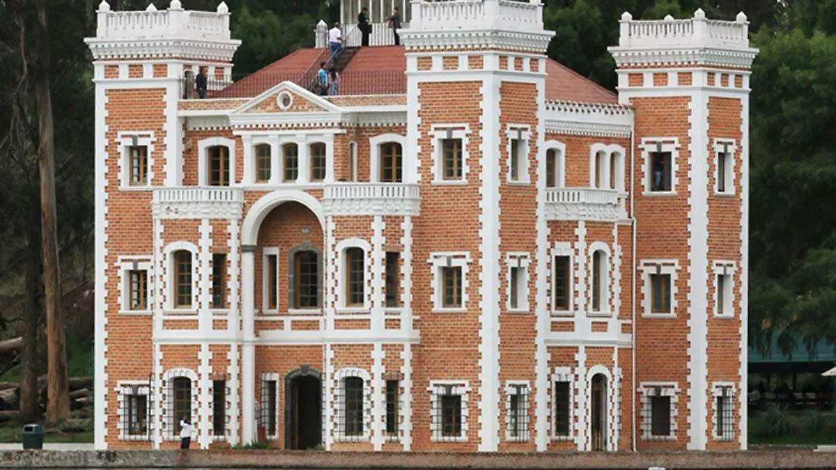 Aspecto actual del castillo inglés de la Ex Hacienda de Chautla que ha sido escenario de diversas filmaciones