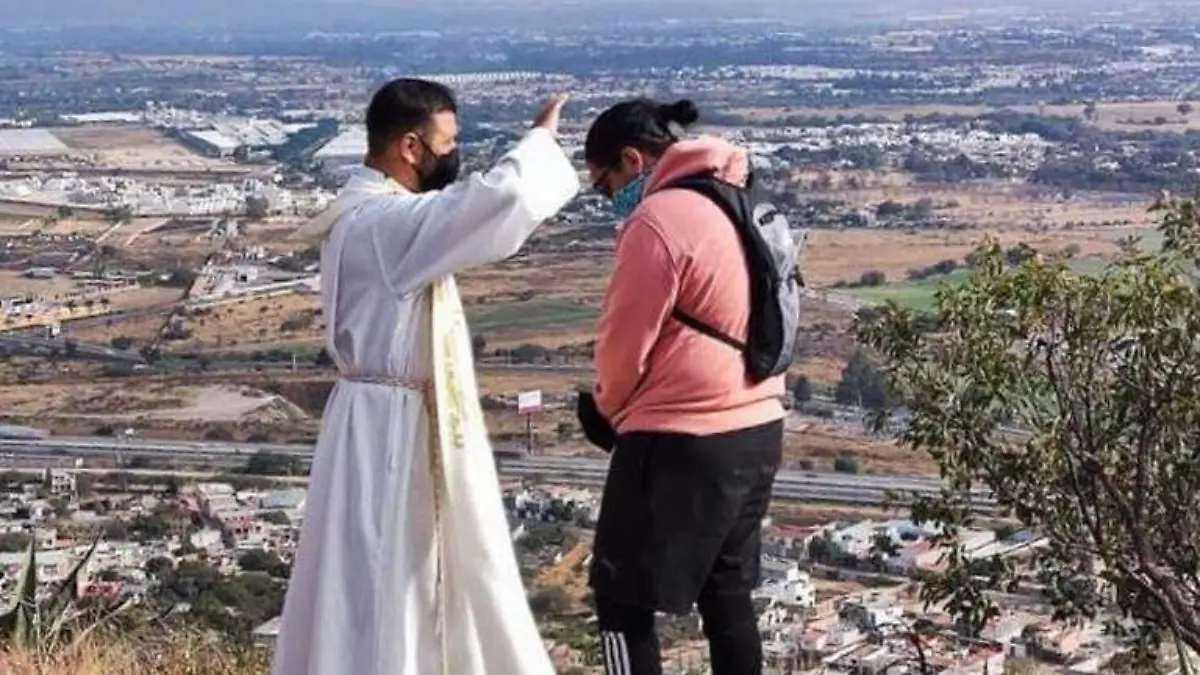 La confesión es el sacramento que se debe de practicar en la Semana Santa