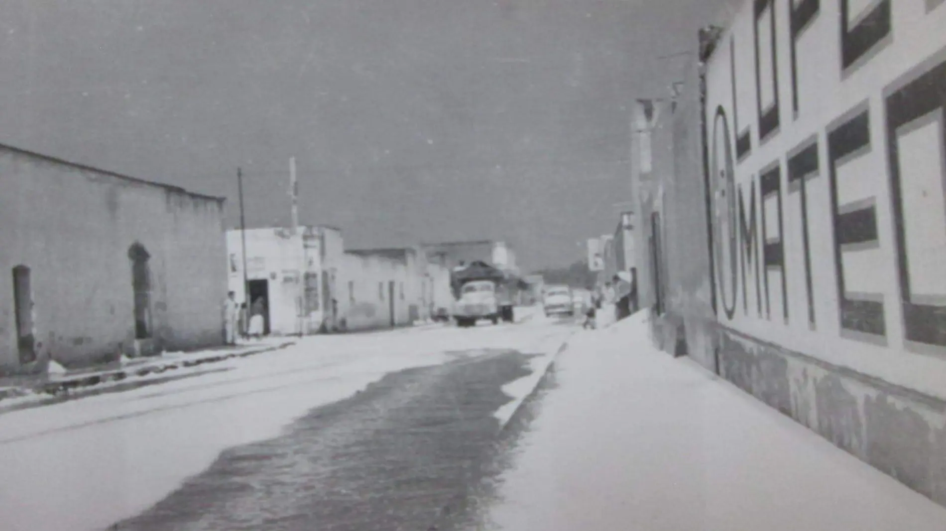 Las calles amanecieron cubiertas de nieve