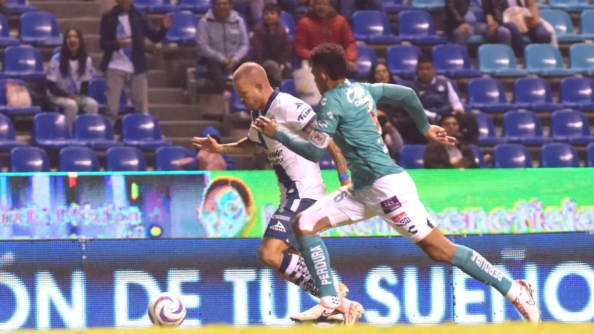 Ante León, el Puebla FC dio una muestra del método Carbajal