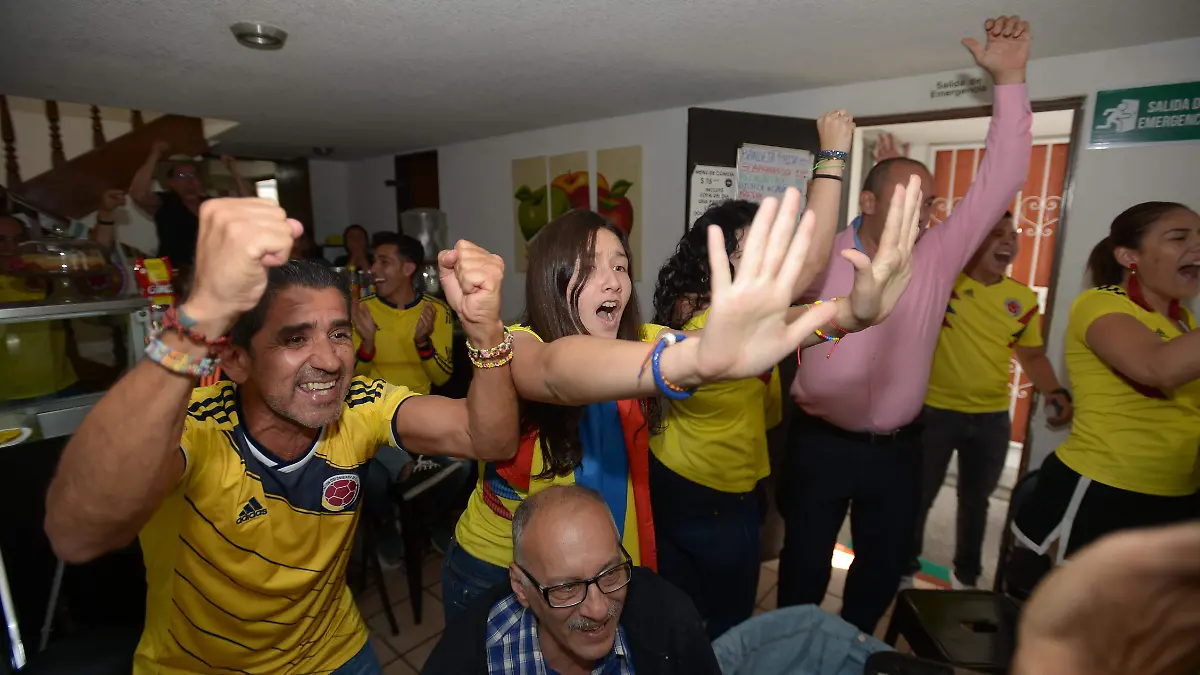 LOS GRITOS 30PBN